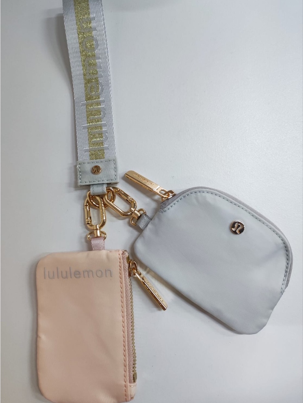 lululemon Peach & Light Gray Dual pouch brand new without tag